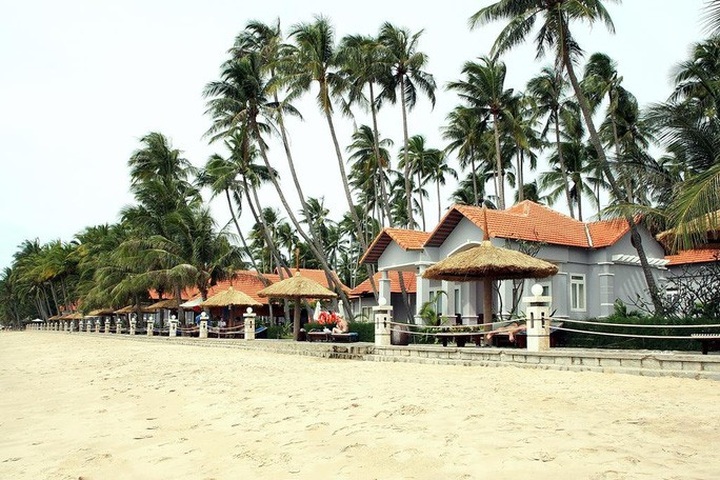 Russian tourist suddenly dies on Binh Thuan beach - 1 Russian tourist suddenly dies on Binh Thuan beach - 1