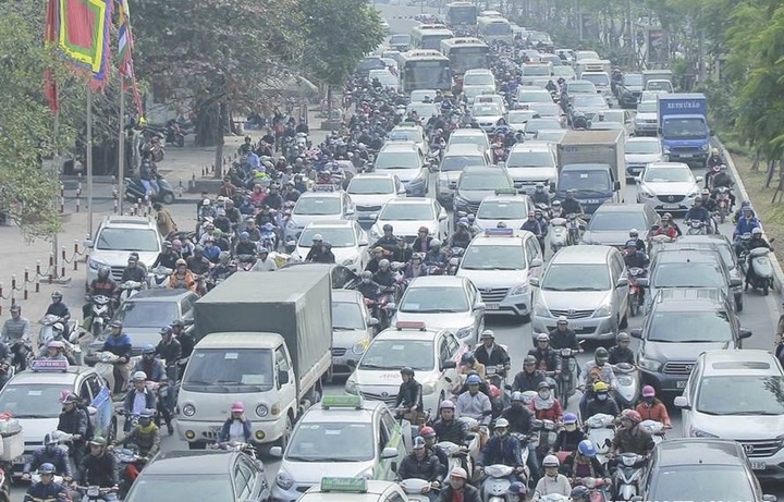 Hanoi’s motorbike ban proposal infeasible, experts say - 1