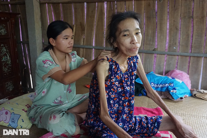 Poor couple in Tien Giang in desperate need of help - 1