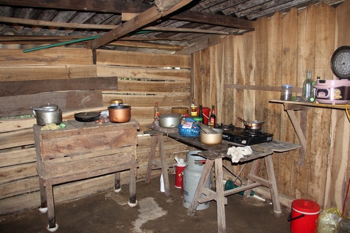 Helpless couple call for help for ill children - 2