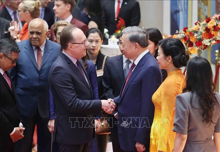 Top leader chairs National Day celebration in Hanoi - 2 Top leader chairs National Day celebration in Hanoi - 2
