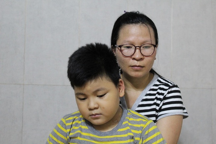 Poor mother in desperate need to save ailing child - 1
