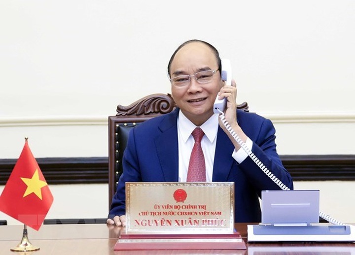 President holds phone talks with RoK’s President-elect - 1 President holds phone talks with RoK’s President-elect - 1