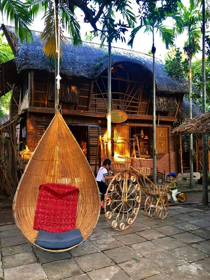 Unique coconut and bamboo-made house in Hoi An - 3