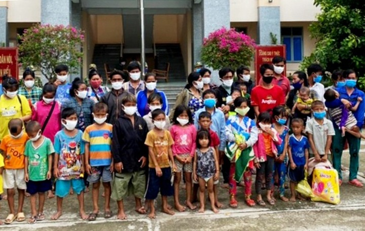 48 people detained after illegally entering Vietnam - 1