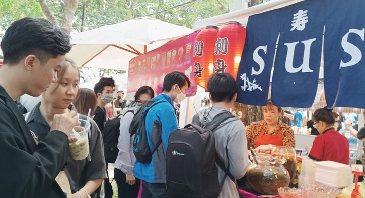Japan-Vietnam Festival attracts people in HCM City - 5