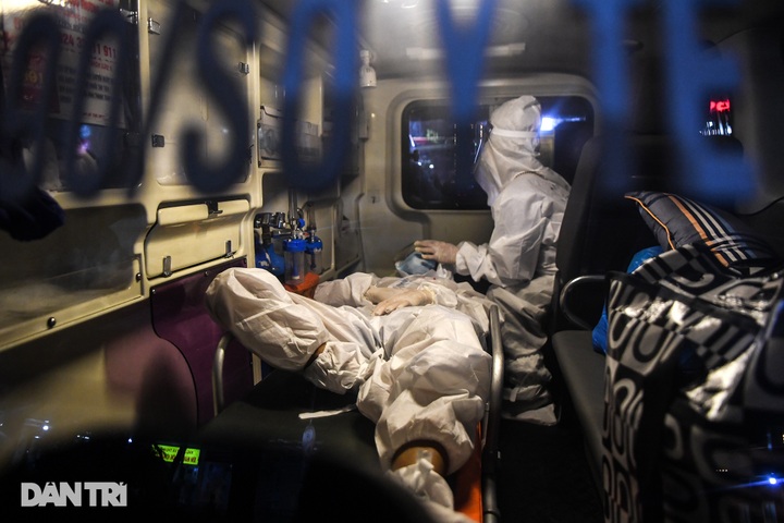 Hanoi hospital evacuates over 1,000 patients amid Covid-19 outbreak - 4 Hanoi hospital evacuates over 1,000 patients amid Covid-19 outbreak - 4