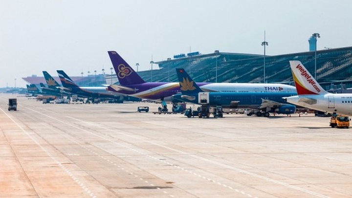 International flight reopening plan changed - 1