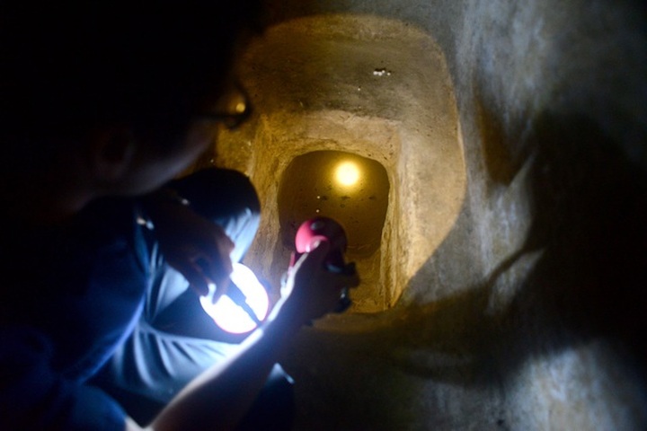 The secret tunnels of HCM City’s Phu Tho Hoa - 3