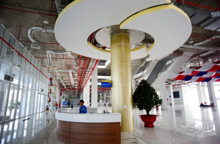 Vietnam’s most modern bus station opens - 3