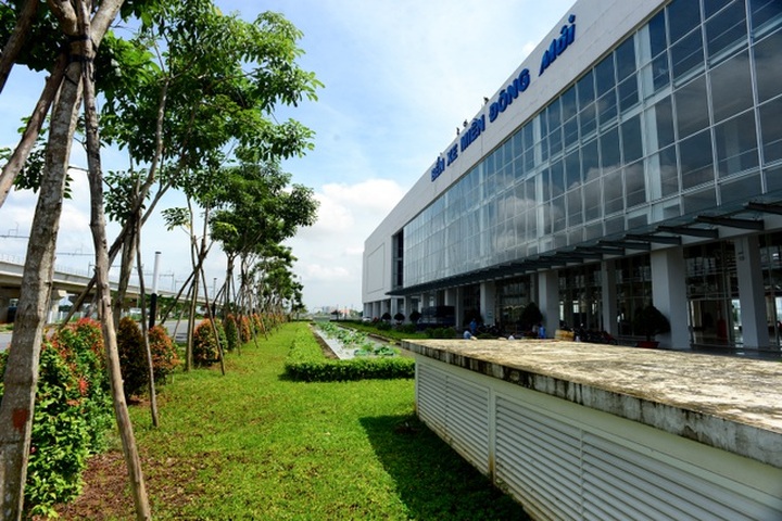Vietnam’s most modern bus station opens - 2