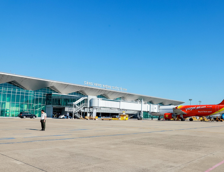 VND230 billion proposed for Vinh Airport upgrade - 1