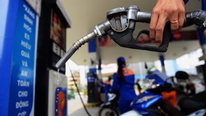 Vietnam adjusts fuel prices again amid Middle East tensions - 1