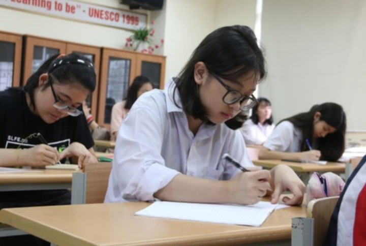 Korean, German piloted as first foreign languages at Vietnamese schools - 1