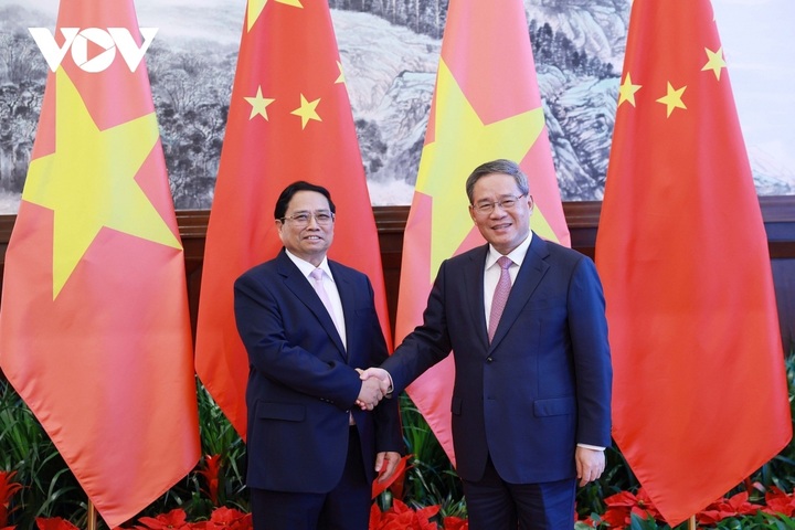 Vietnam and China vow to concretise joint statement, elevate partnership - 1
