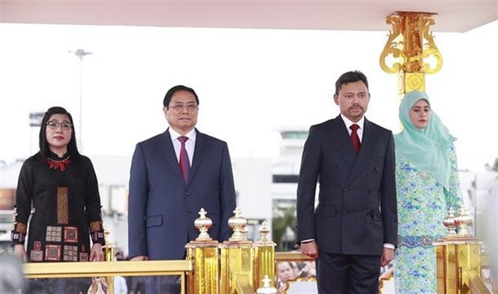 Prime Minister Pham Minh Chinh begins official visit to Brunei - 1