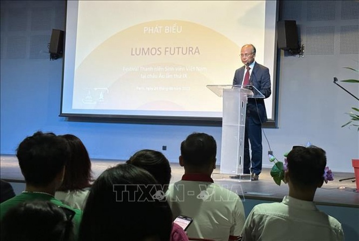 Summer Camp for Vietnamese youth and students in Europe debuts - 1