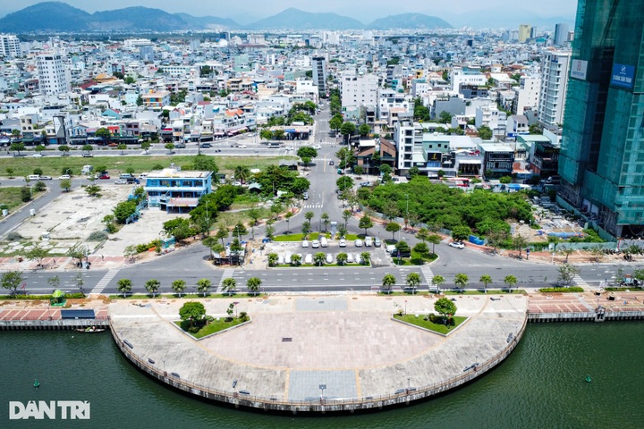 Work on Danang pedestrian street hastened - 6