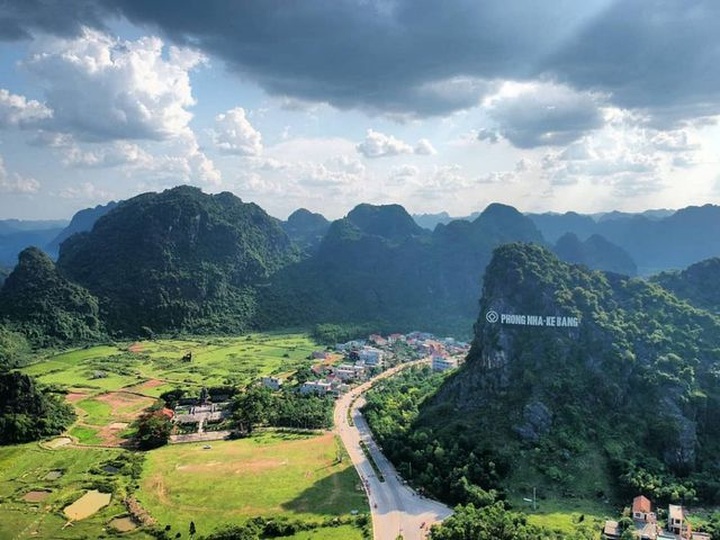 Thousands expected to join Quang Binh marathon - 1