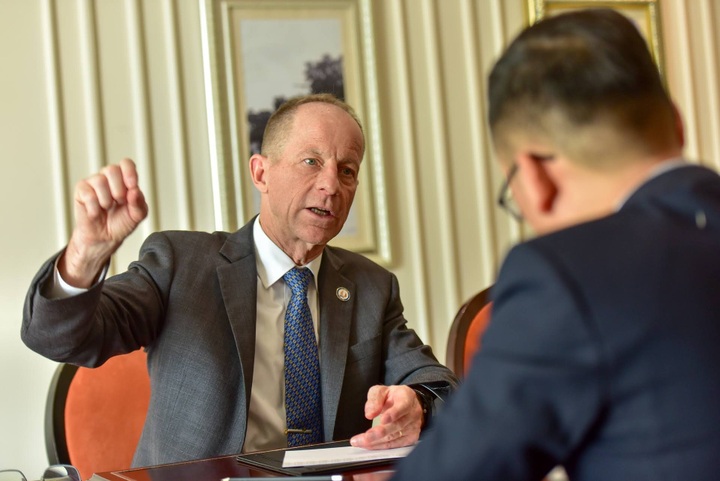 US and Vietnam continue to benefit from relations - 2