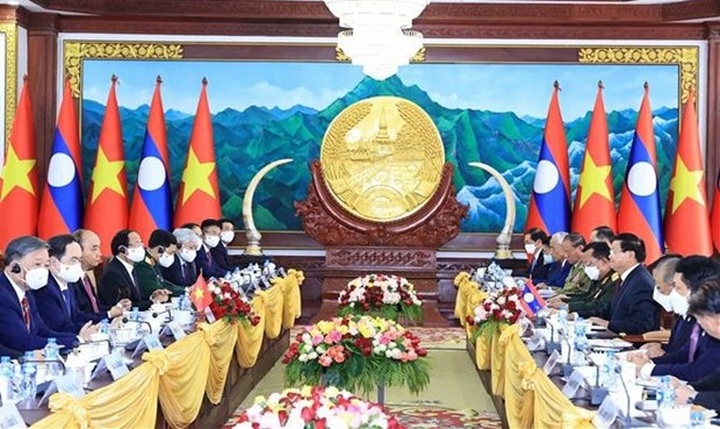 Top priority given to enhancing special Vietnam-Laos ties: Leaders - 1