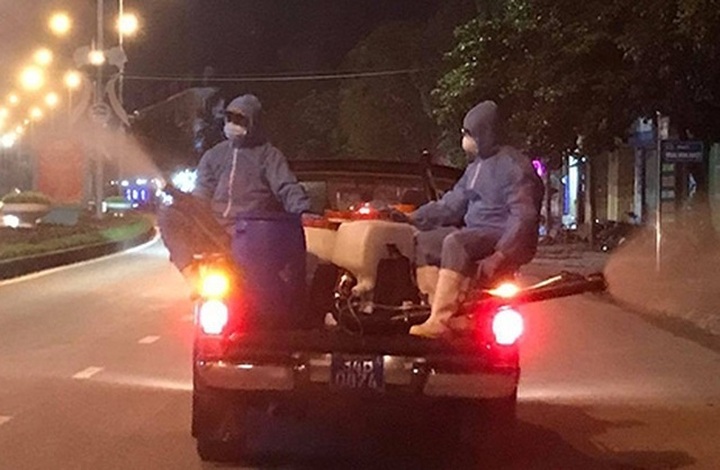 Hai Duong City locked down after three Covid-19 cases reported - 1