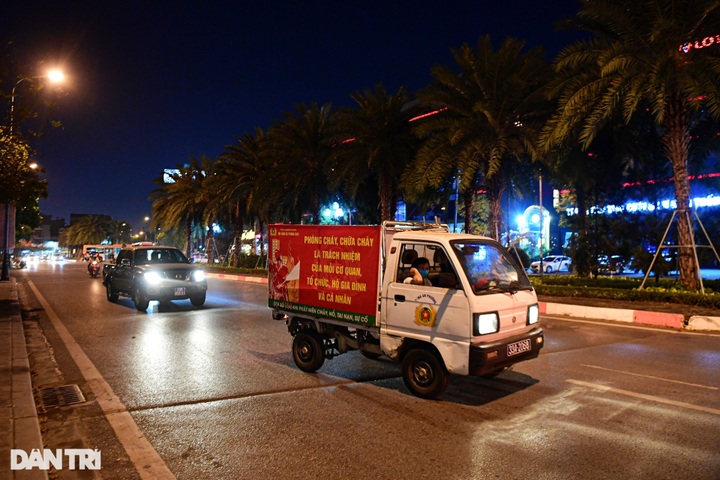 Hanoi intensifies anti-dengue chemical spraying - 6 Hanoi intensifies anti-dengue chemical spraying - 6