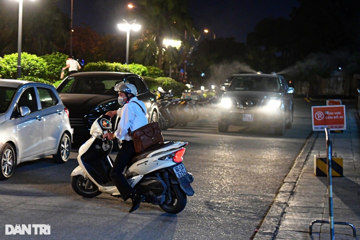 Hanoi intensifies anti-dengue chemical spraying - 7 Hanoi intensifies anti-dengue chemical spraying - 7