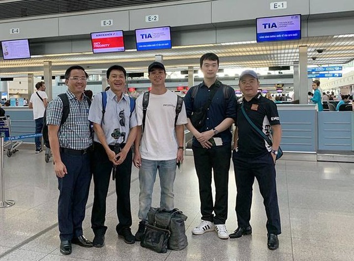 Vietnamese striker leaves for new challenge in Belgium - 1