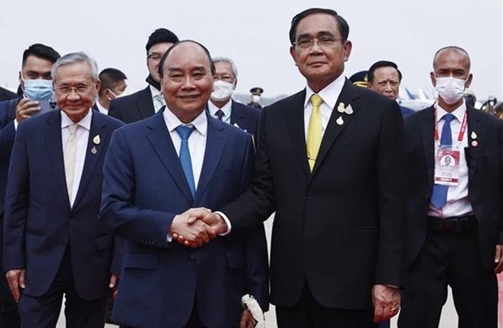 President starts Thailand visit, attendance in 29th APEC Economic Leaders’ Meeting - 1