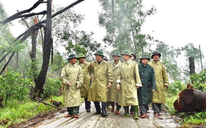 13 members of landslide rescue party unaccounted for - 1 13 members of landslide rescue party unaccounted for - 1