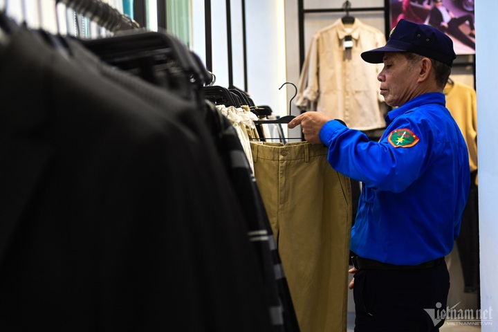 Fashion shops rushing to offer discounts on Black Friday - 5 Fashion shops rushing to offer discounts on Black Friday - 5