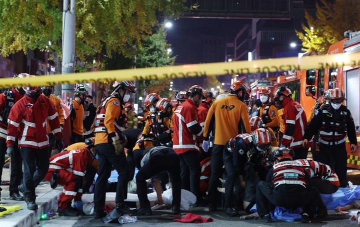 More than 150 killed in Halloween stampede in Seoul - 1 More than 150 killed in Halloween stampede in Seoul - 1