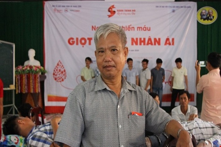 Annual event honors 100 outstanding blood donors - 1