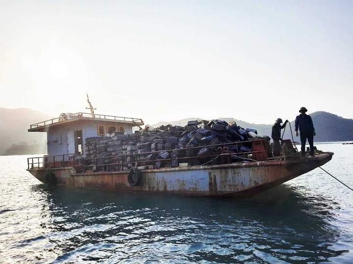 Van Don Island to replace nearly 1 million toxic buoys at fish farms - 2 Van Don Island to replace nearly 1 million toxic buoys at fish farms - 2