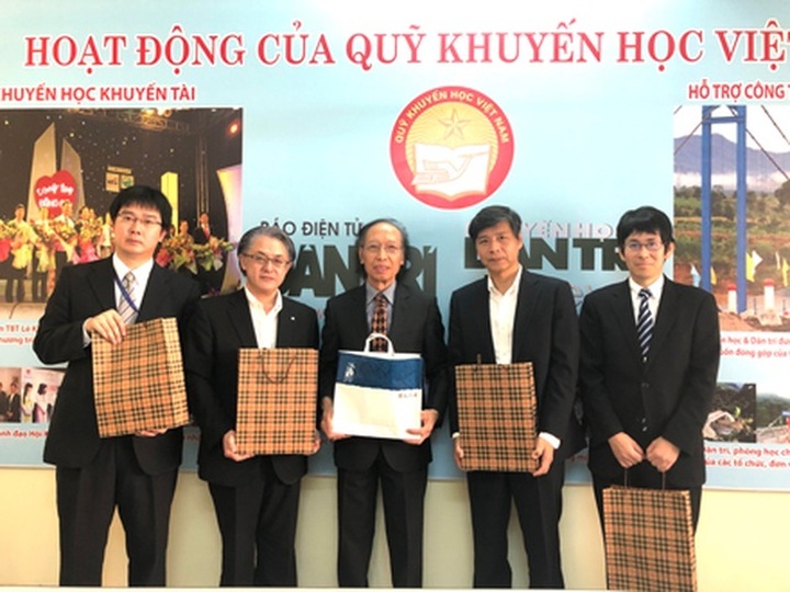 Shinnyo-en to continue supporting Vietnamese students - 4