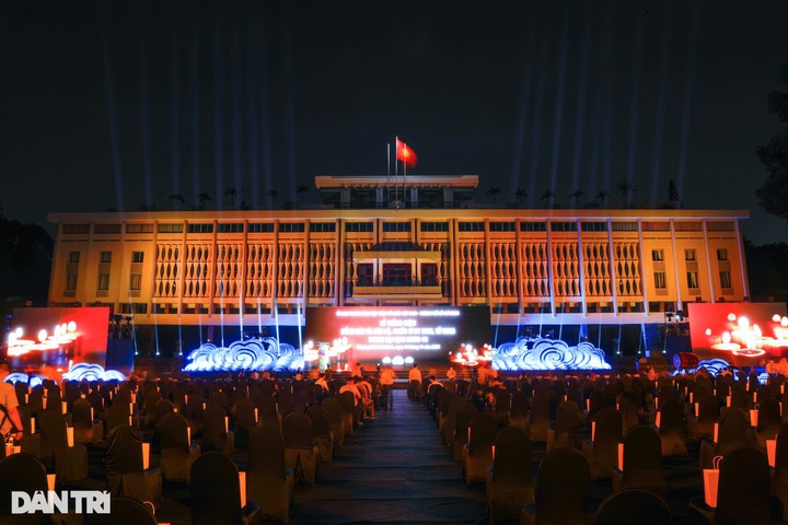 Memorial ceremony held to mourn Covid-19 victims - 1