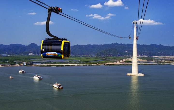 Cat Ba Island cable car route to be inaugurated soon - 1