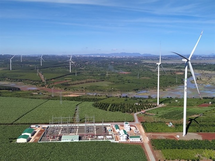 Renewable energy companies report lower earnings, burdened with bond debts - 1 Renewable energy companies report lower earnings, burdened with bond debts - 1