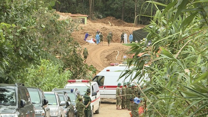 13 bodies found in Thua Thien-Hue landslide - 2 13 bodies found in Thua Thien-Hue landslide - 2