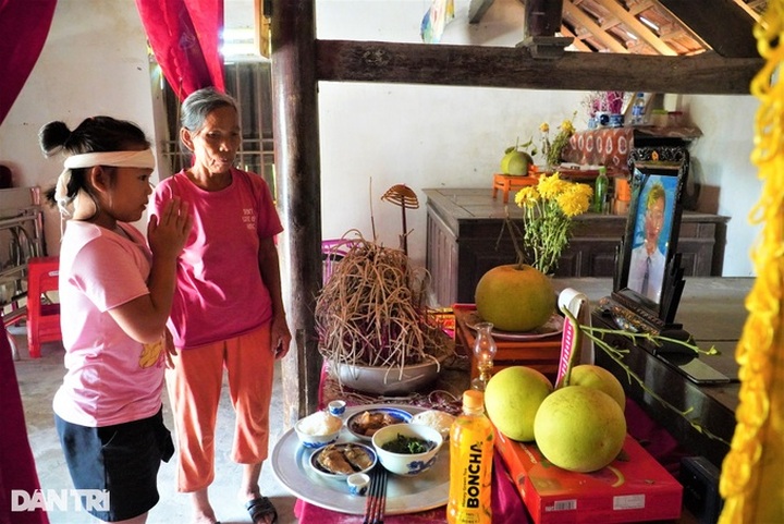 DTiNews readers support poor Ha Tinh girl - 2