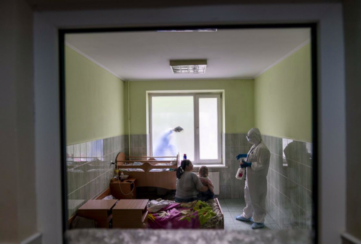 Vietnamese embassy members in Ukraine infected with Covid-19 - 1