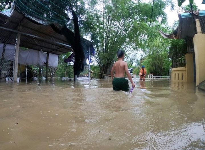 Floods, heavy rain ravage central region - 1 Floods, heavy rain ravage central region - 1