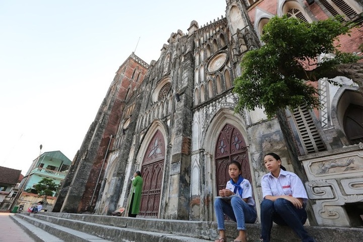 Northern Basilica attracts visitors - 8