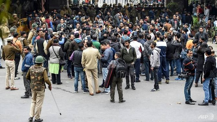 University rampage sparks new protests across India - 1