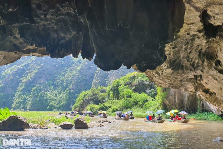 Famous Ninh Binh tourist site closed for maintenance - 10 Famous Ninh Binh tourist site closed for maintenance - 10