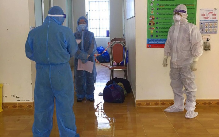 Woman detained for spreading virus - 1