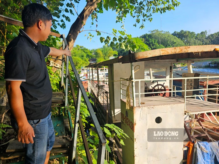 Dozens of tourist boats suspended on Yen Bai lake - 3 Dozens of tourist boats suspended on Yen Bai lake - 3