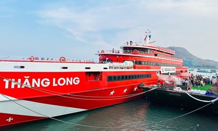HCM City-Con Dao high-speed ferry launched next week - 1