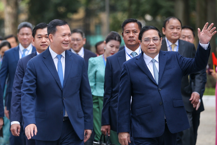 Cambodian PM Hun Manet welcomed on first Vietnam visit - 3